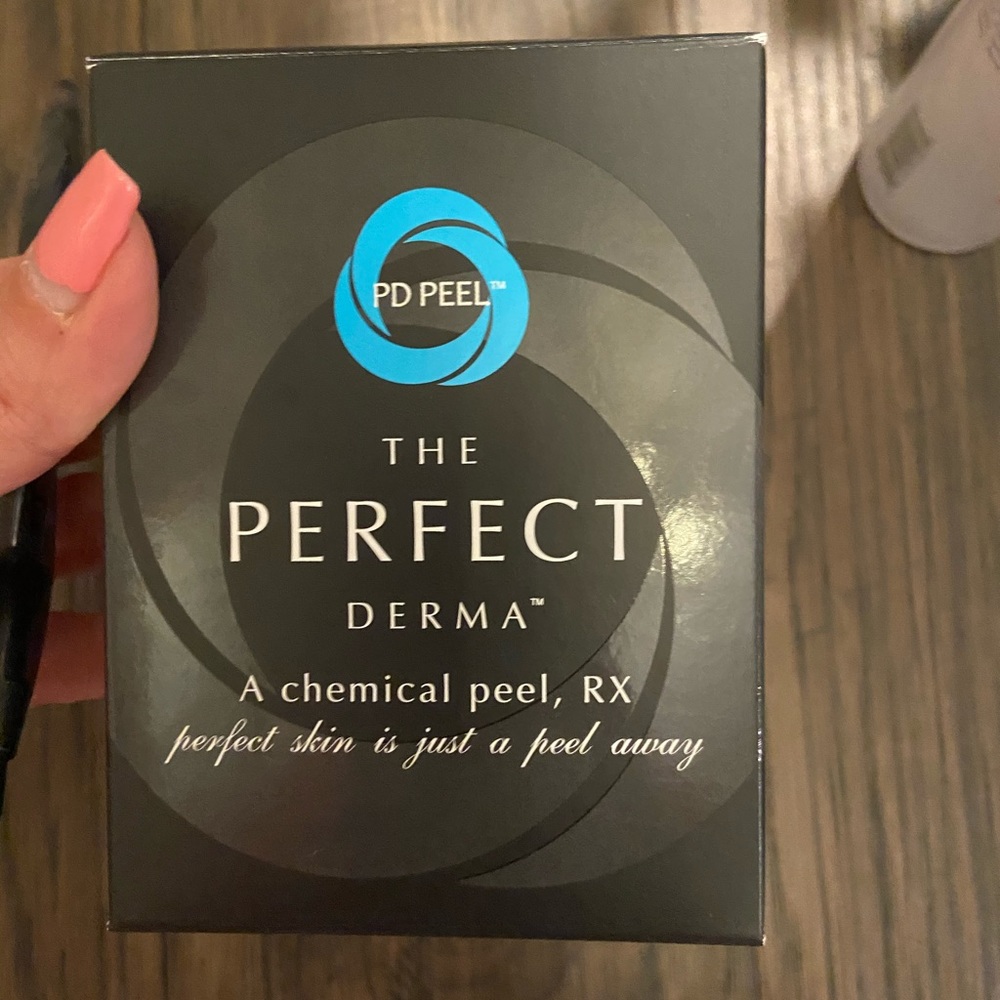 Perfect peel kit unused.  Spf 50 /hydrocortisone